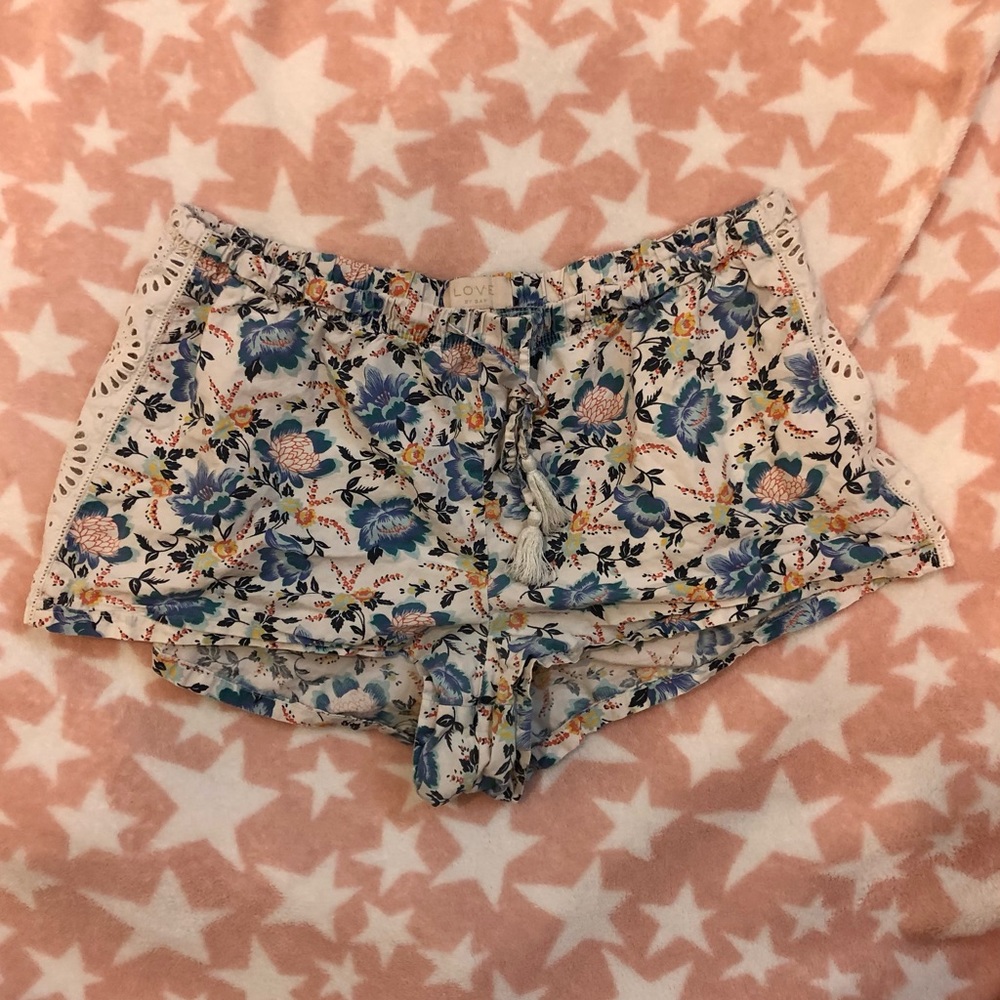 Gap Love Medium Floral Pajama Pants